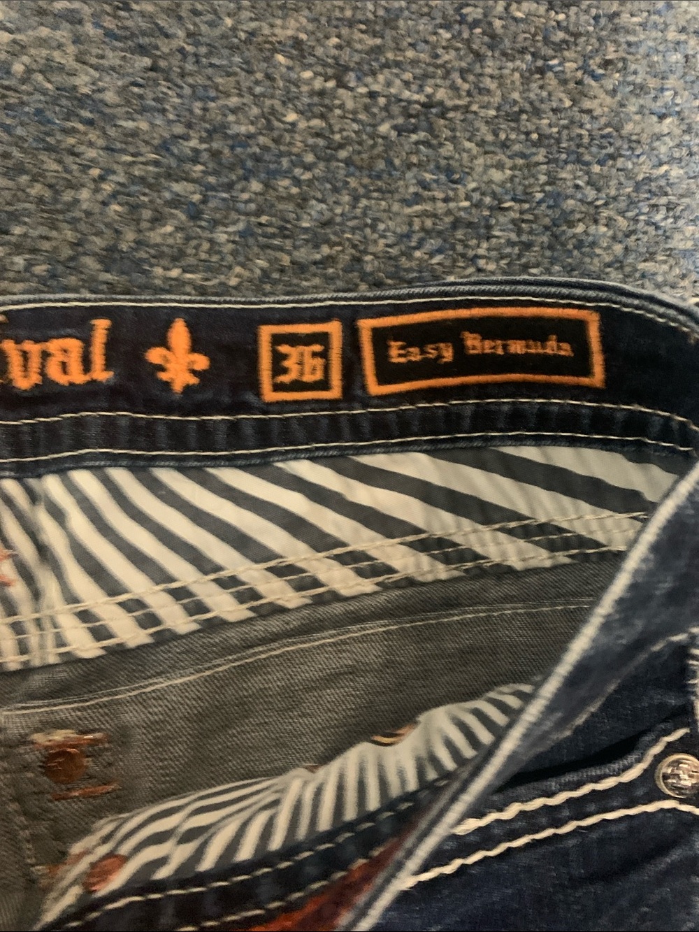 Rock Revival Bermuda Nancy Indigo Denim Shorts with Contrast Stitching Size 36 - Picture 6 of 8